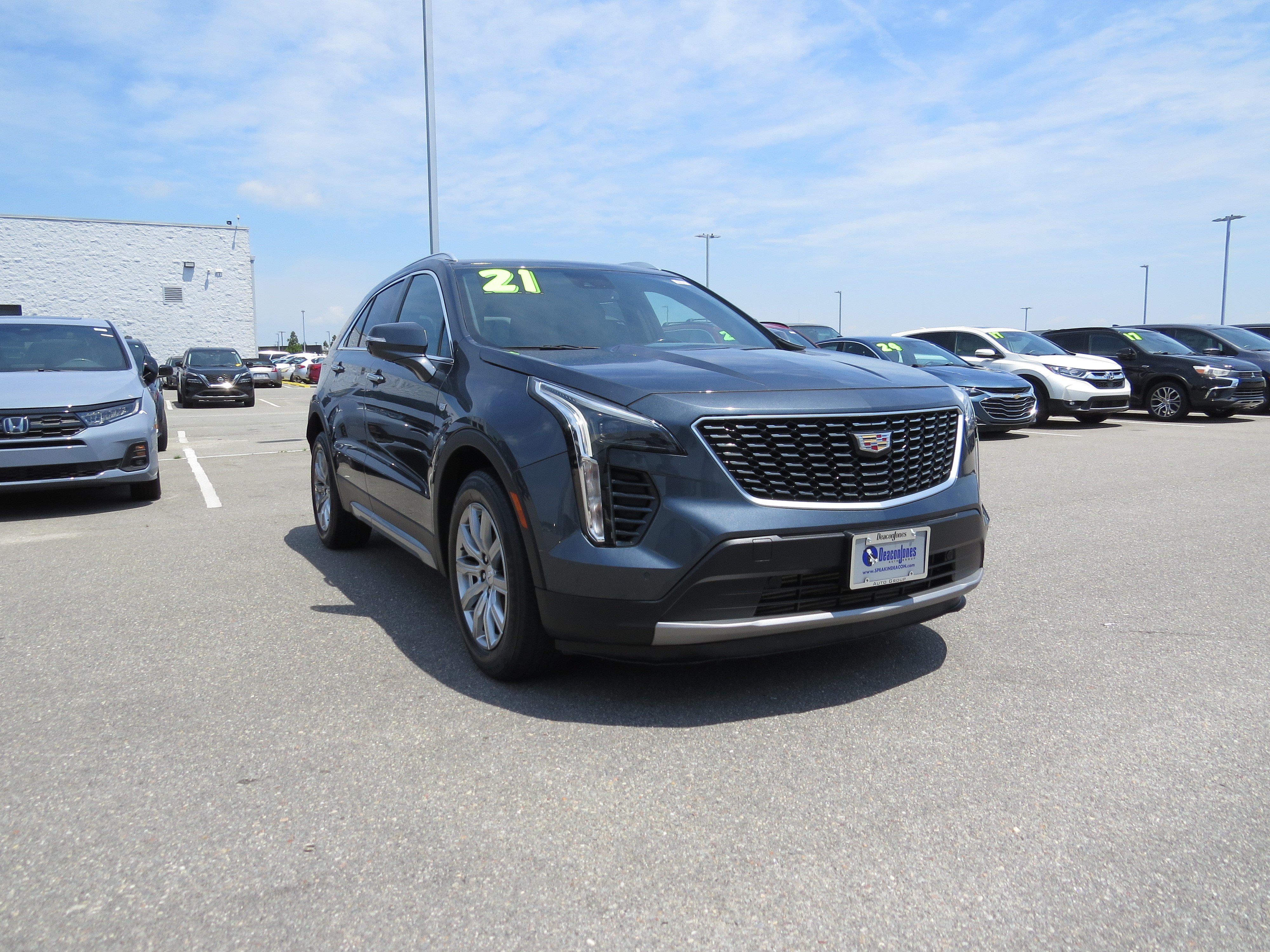  CADILLAC XT4