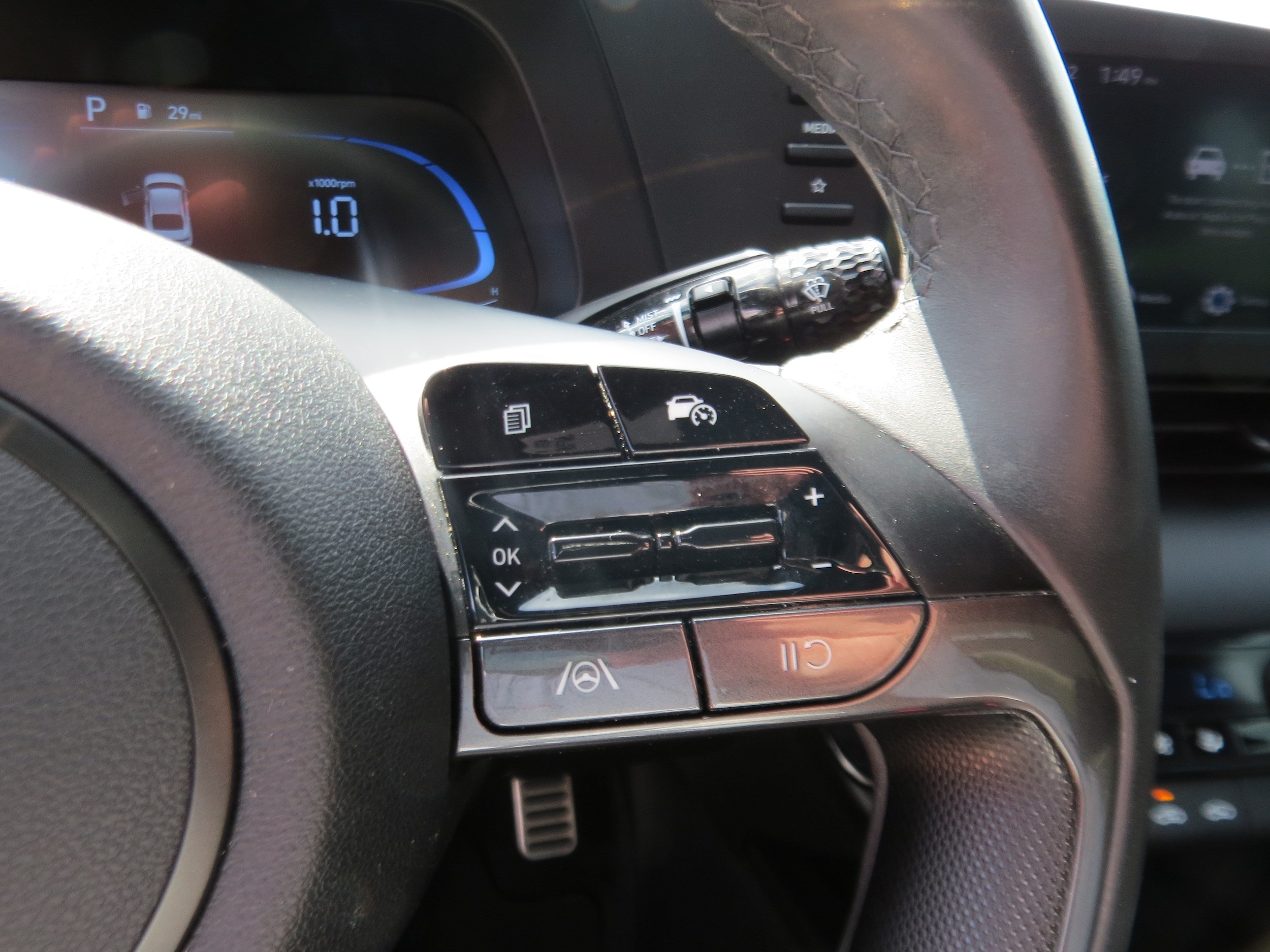 2025 Hyundai Elantra SEL - Photo 19