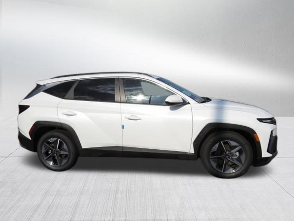 New 2026 Hyundai Tucson Hybrid SEL FWD SUV