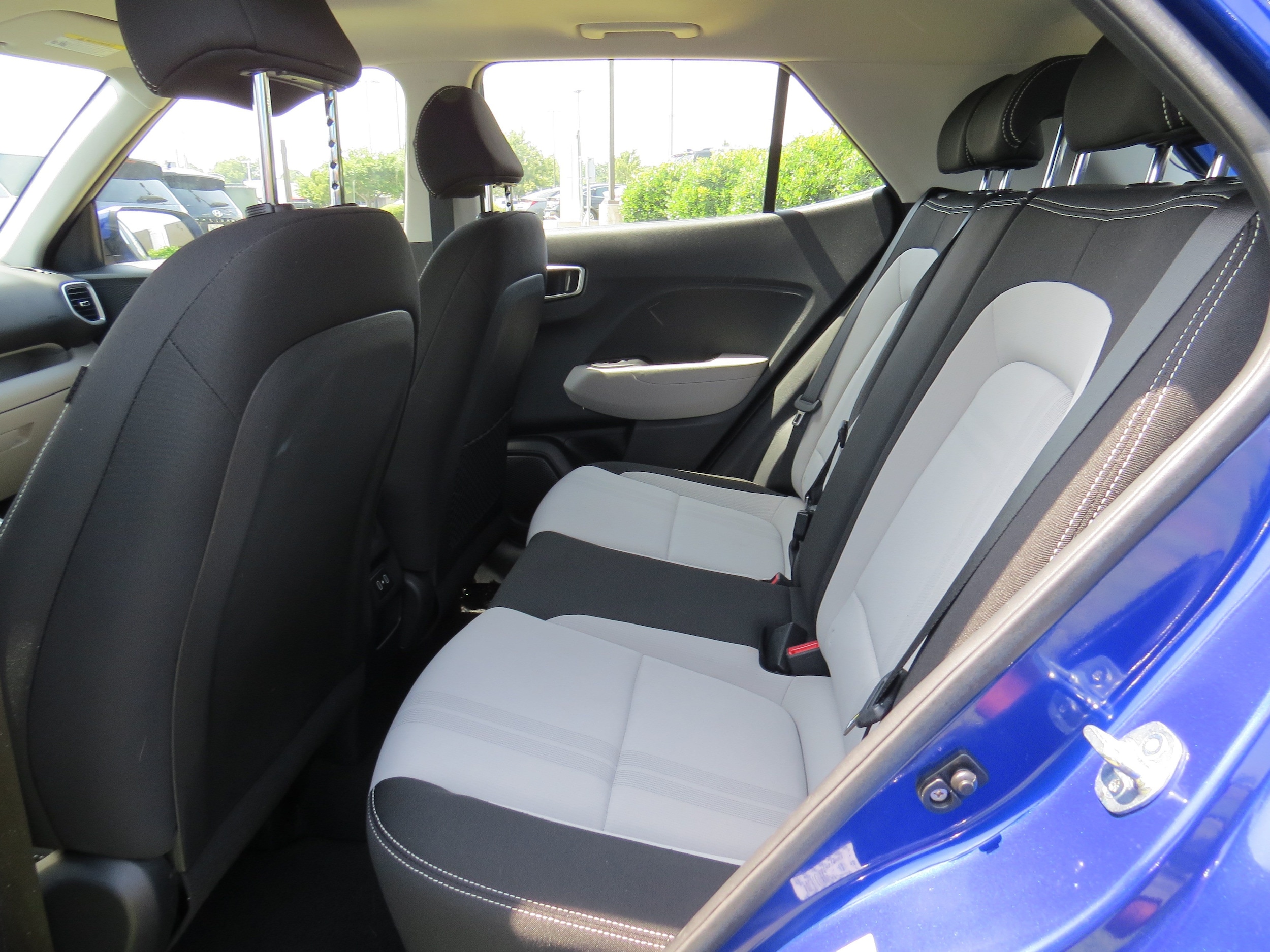 2024 Hyundai Venue SEL - Photo 11