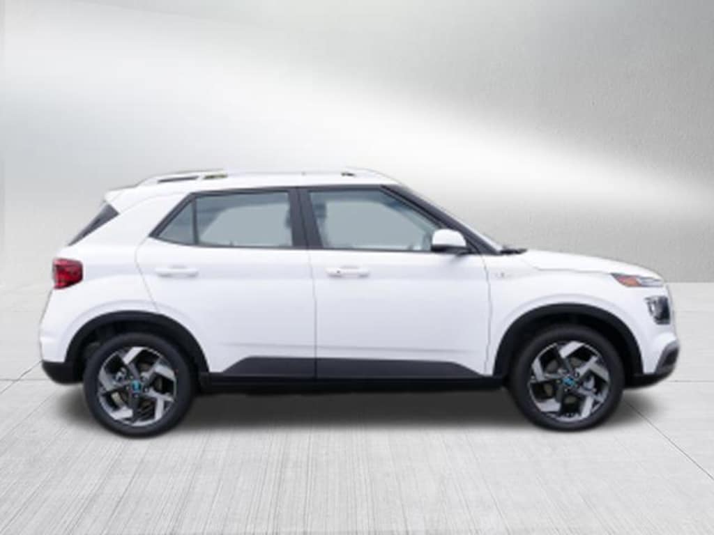 New 2026 Hyundai Venue SEL SUV