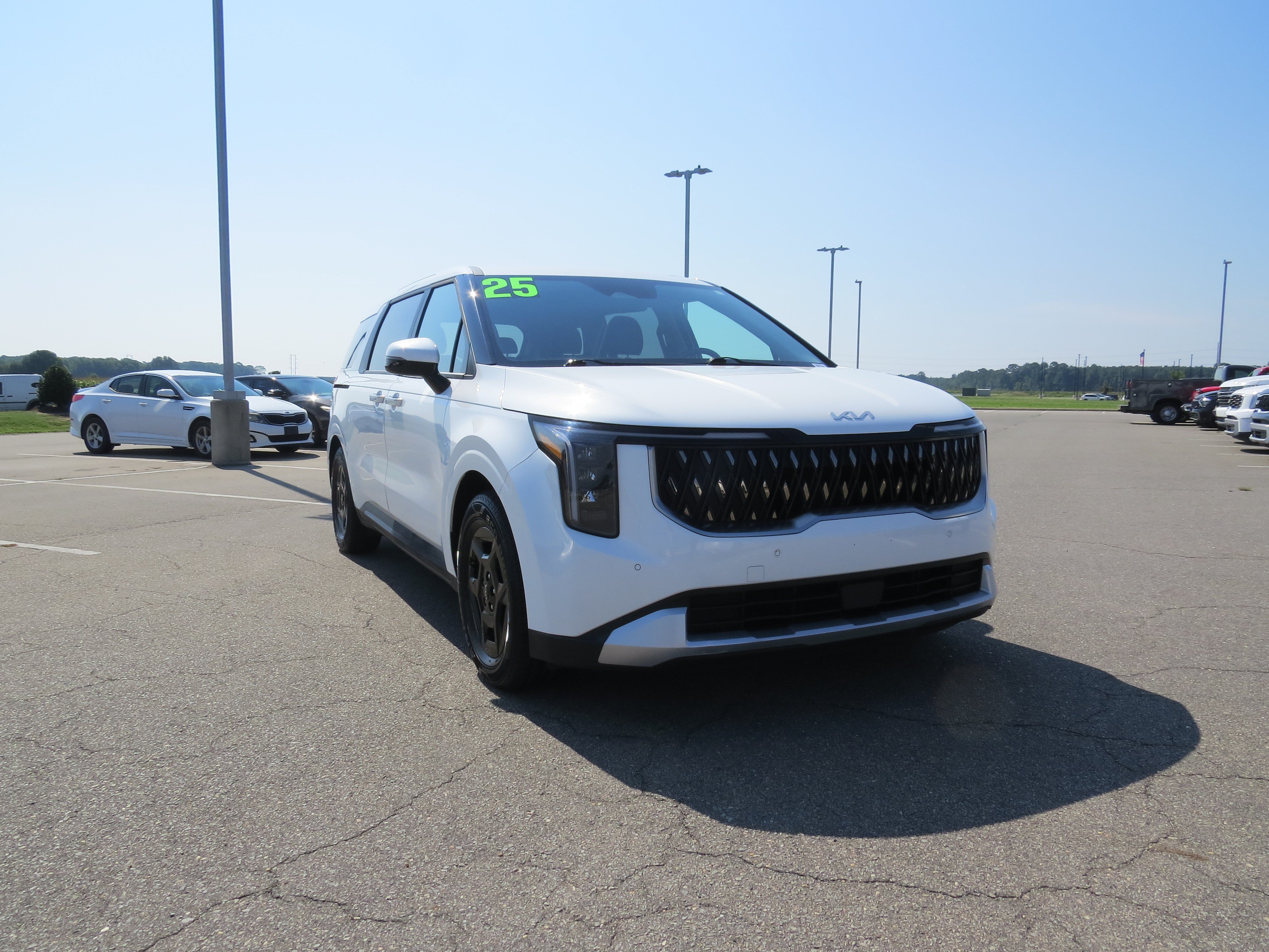  Kia Carnival