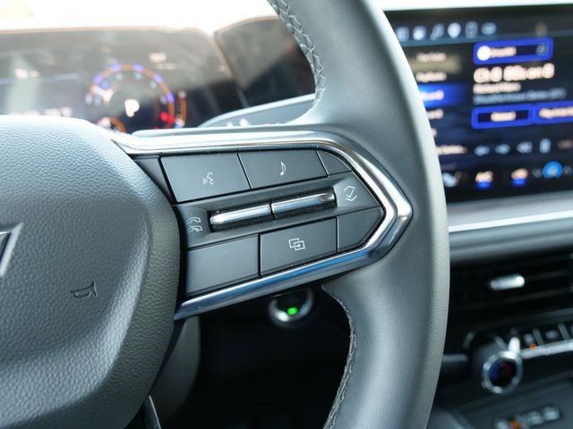 2025 Chevrolet Suburban LT - Photo 20