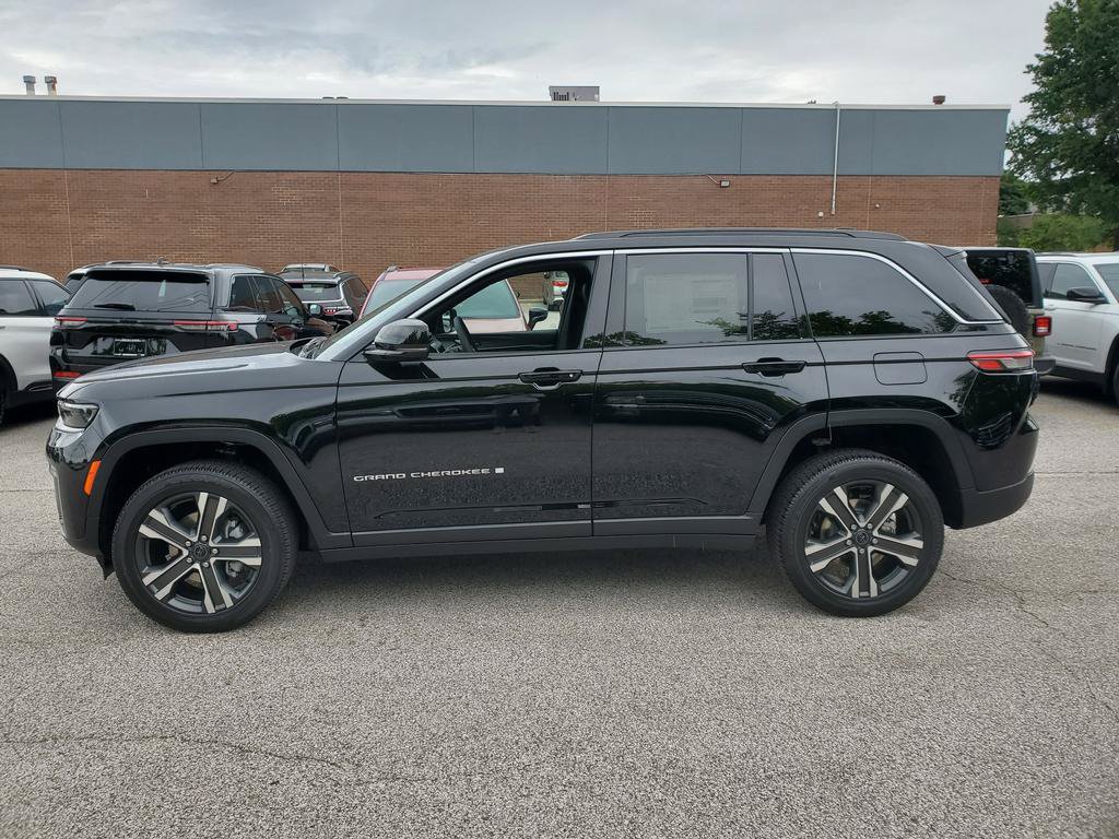 New 2027 Jeep Grand Cherokee