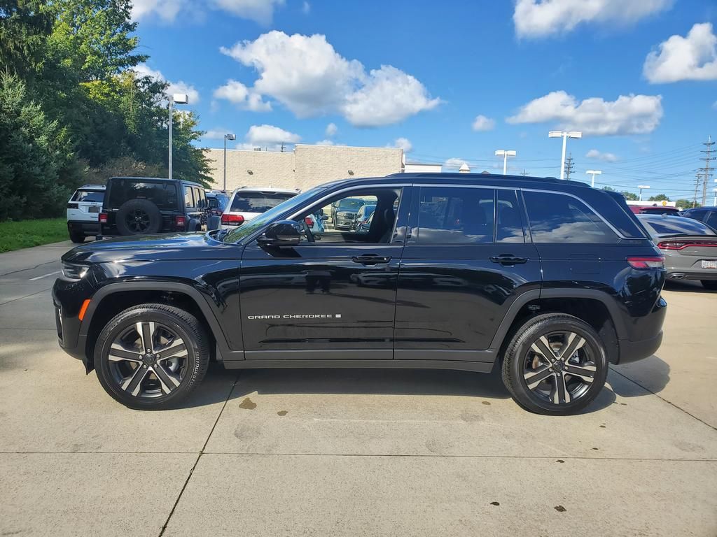 New 2027 Jeep Grand Cherokee