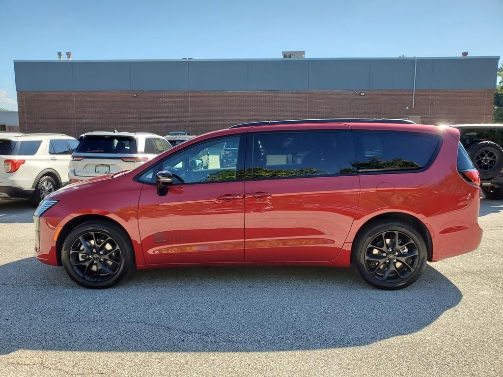 New 2027 Chrysler Pacifica