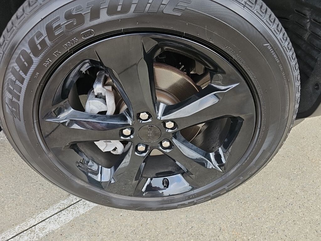Certified 2025 Jeep Grand Cherokee Altitude X SUV