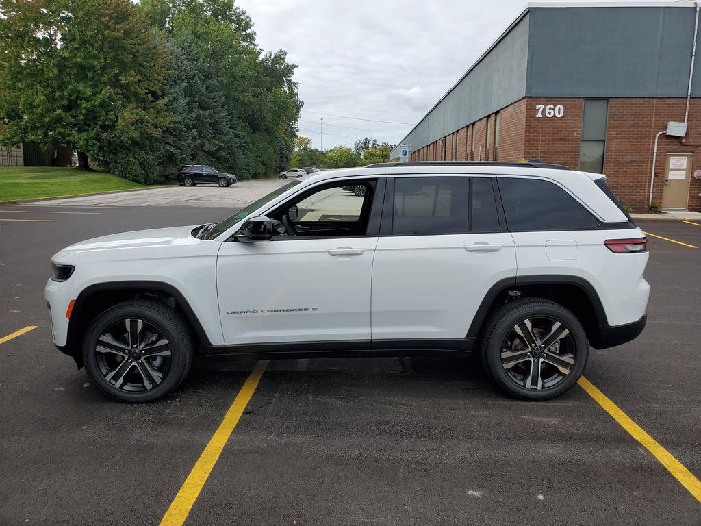 New 2027 Jeep Grand Cherokee