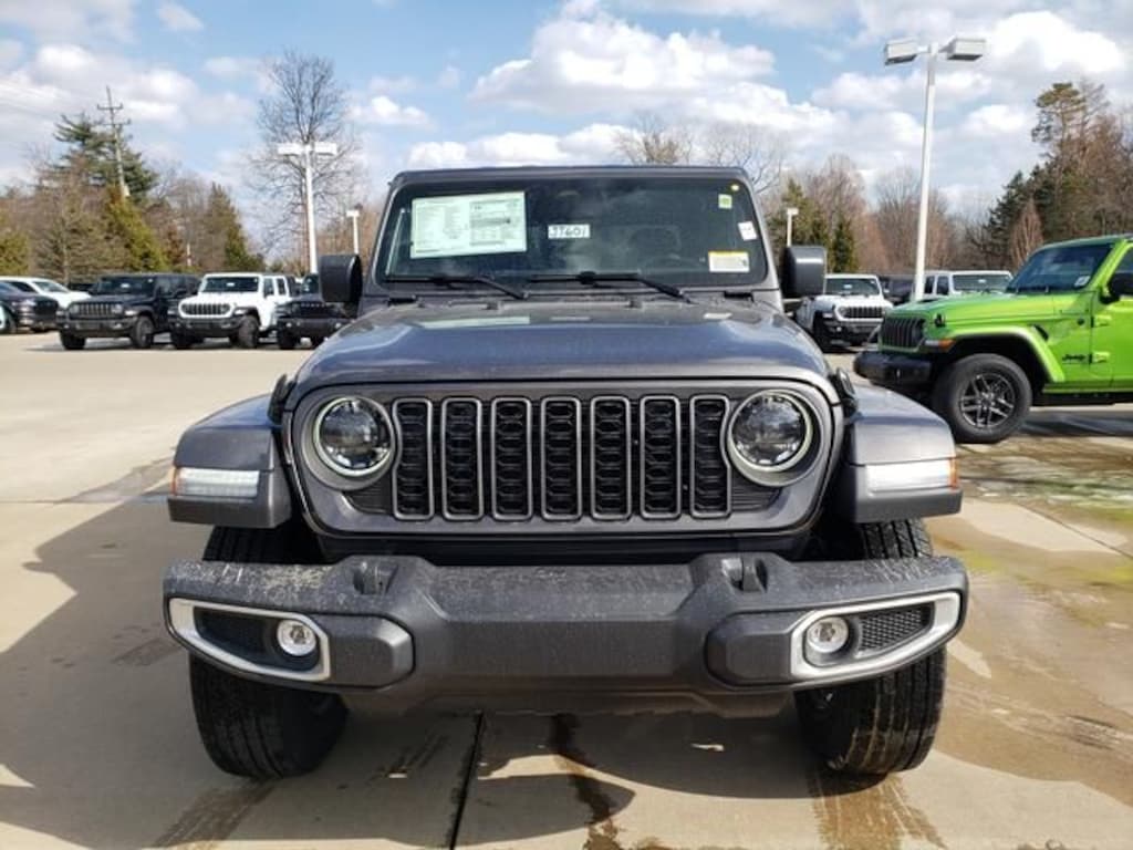 New 2026 Jeep Gladiator Truck