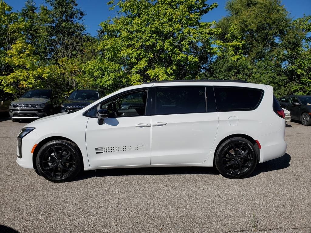 New 2027 Chrysler Pacifica