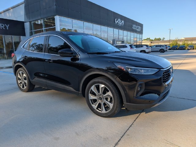 Used 2024 Ford Escape Hybrid Platinum SUV
