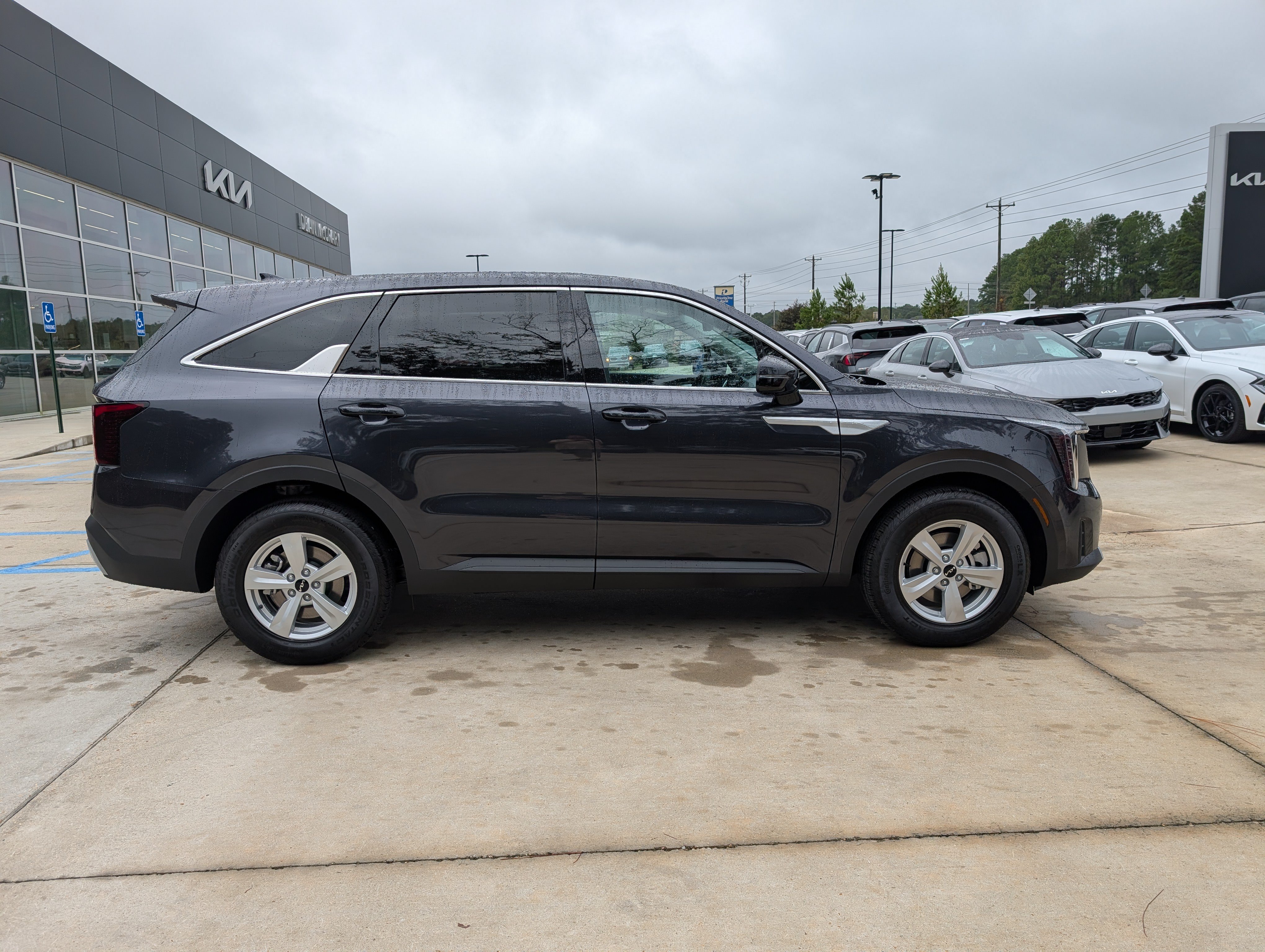 New 2026 Kia Sorento LX SUV