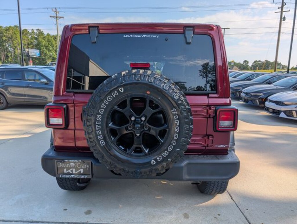 Used 2022 Jeep Wrangler Unlimited Willys SUV