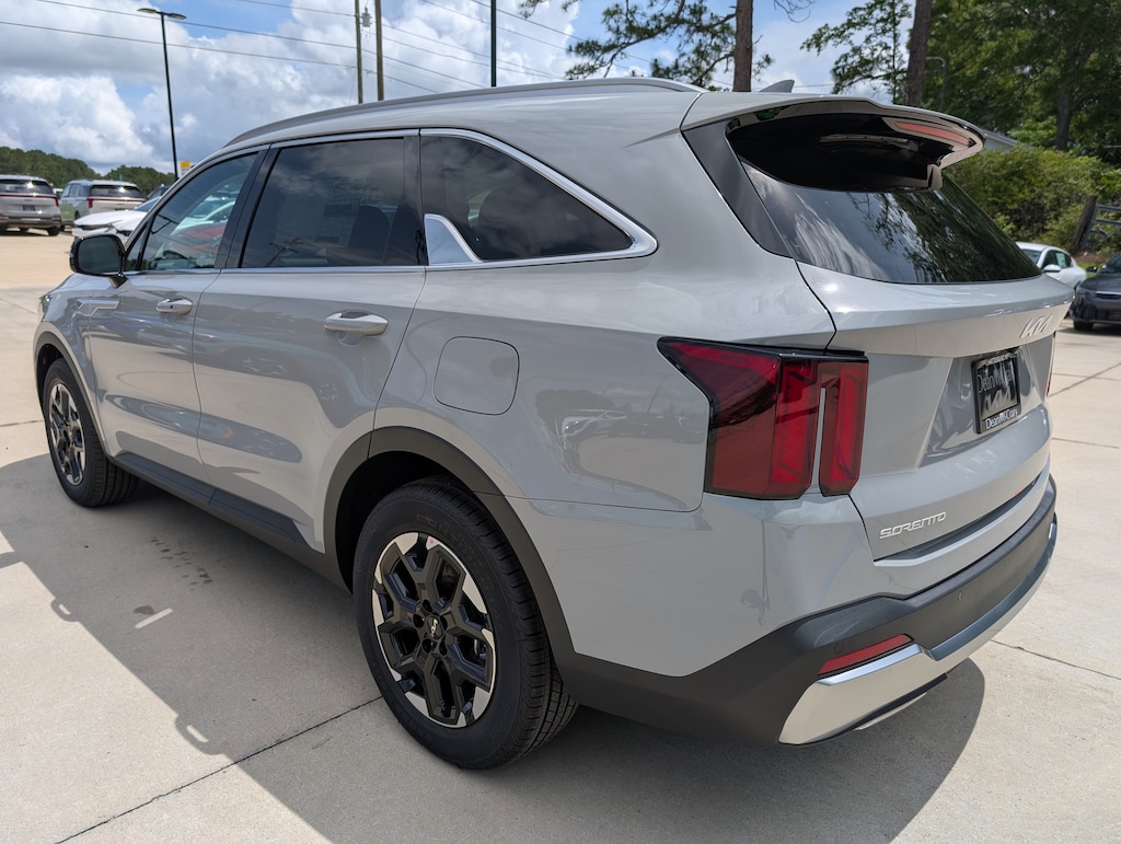 New 2026 Kia Sorento S SUV
