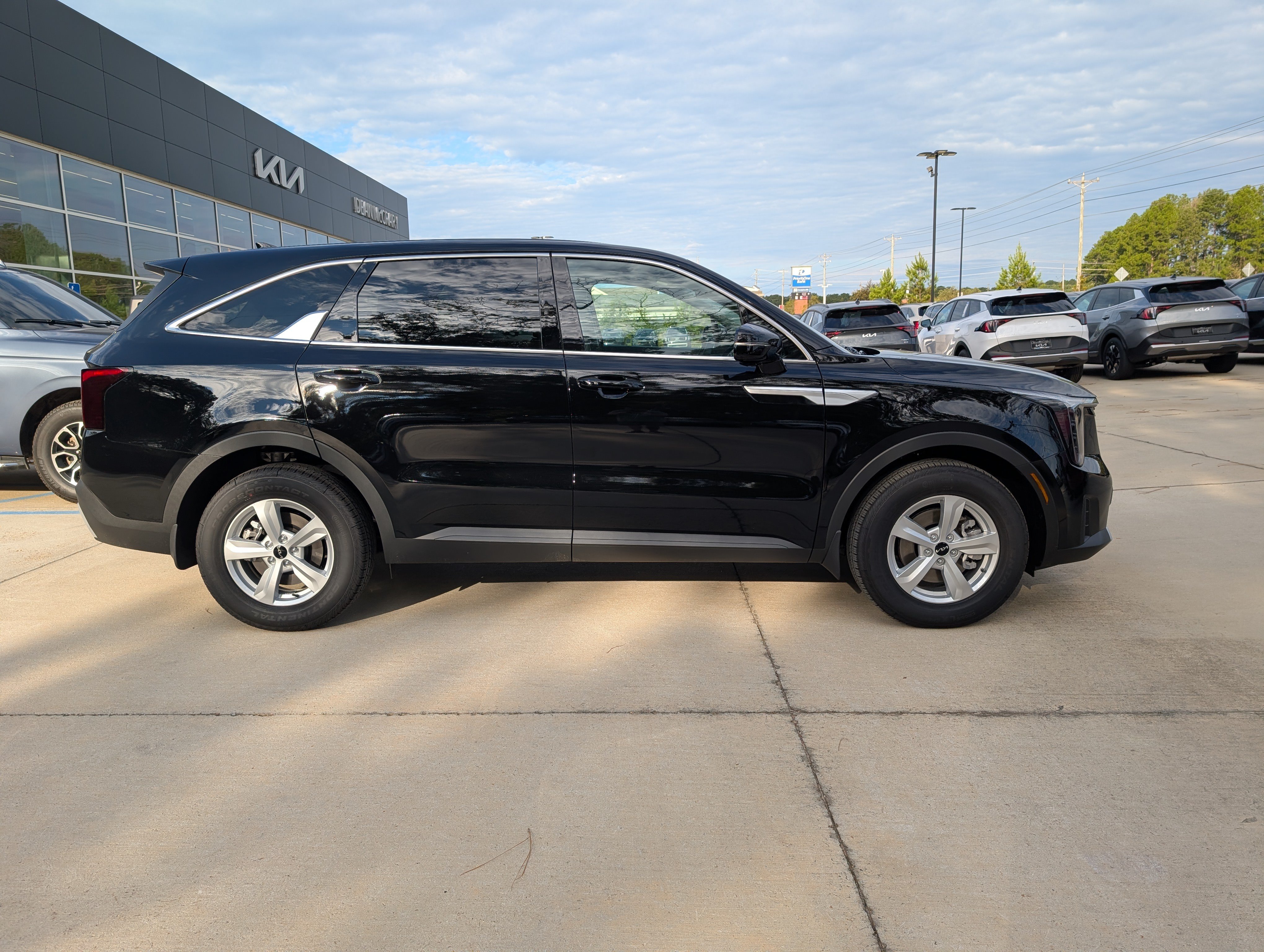 New 2026 Kia Sorento LX SUV