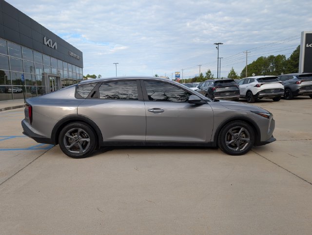 Used 2025 Kia K4 LXS Sedan