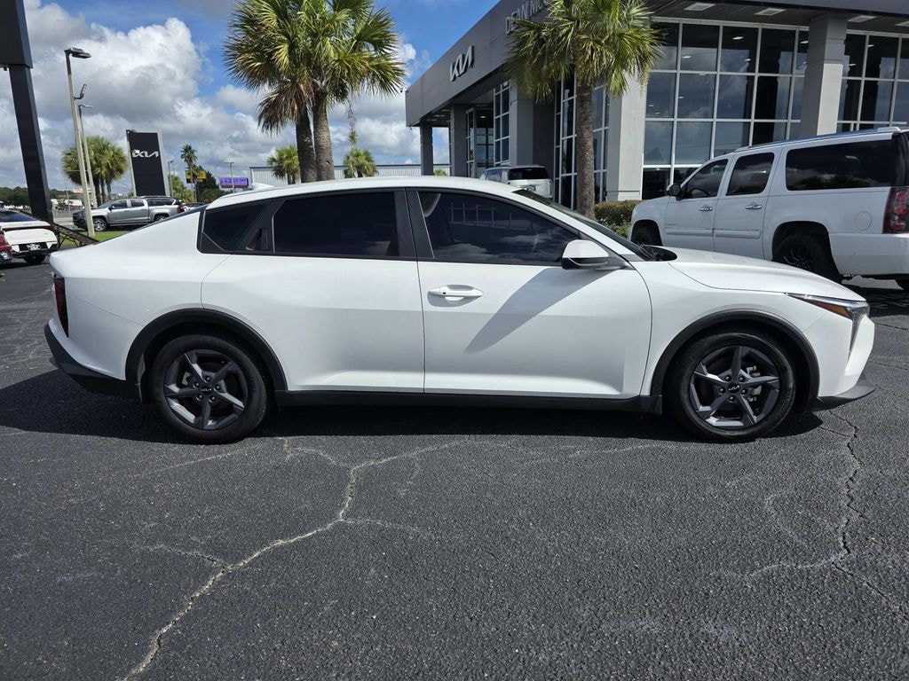 Used 2025 Kia K4 LXS Sedan