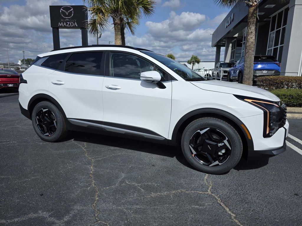 2026 Kia Sportage EX SUV