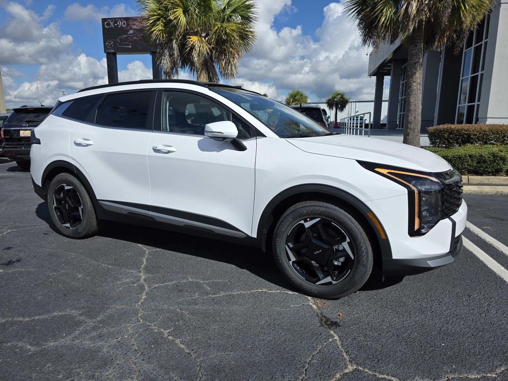 2026 Kia Sportage EX SUV
