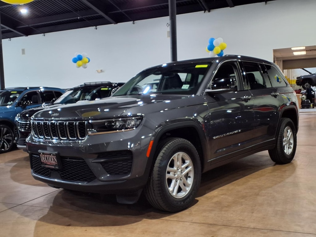 Used 2023 Jeep Grand Cherokee Laredo 4x4 Laredo SUV