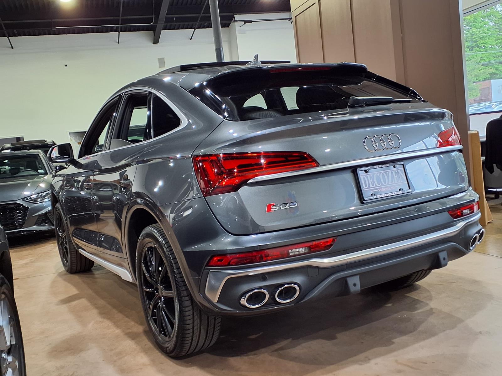 2024 Audi SQ5 Sportback Premium Plus - Photo 4