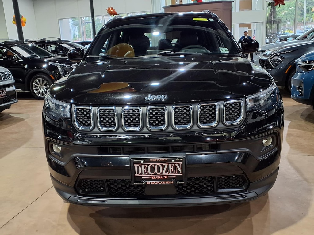 Used 2023 Jeep Compass Latitude Lux 4x4 Latitude Lux SUV
