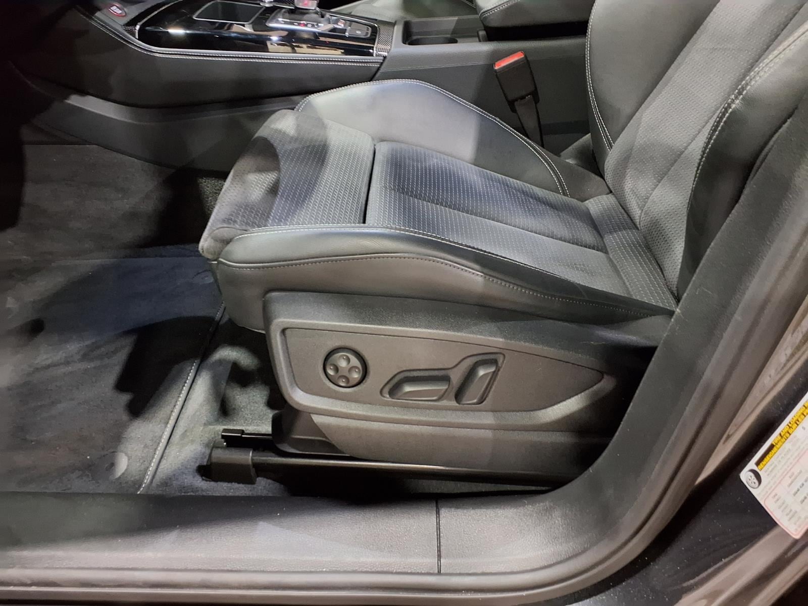 2024 Audi SQ5 Sportback Premium Plus - Photo 16