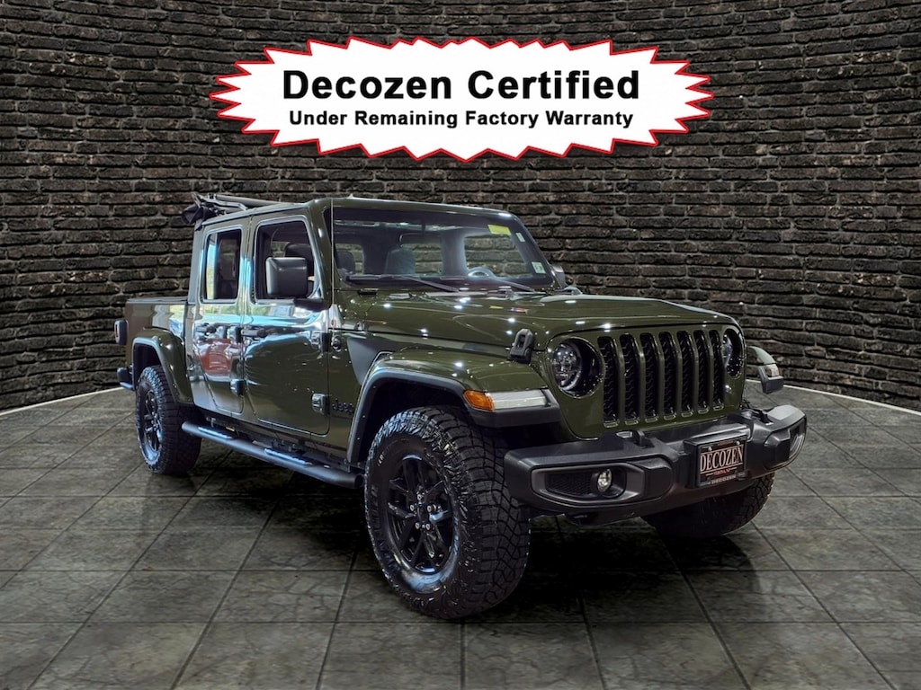 Used 2023 Jeep Gladiator Freedom 4x4 Freedom Crew Cab 5.0 ft. SB