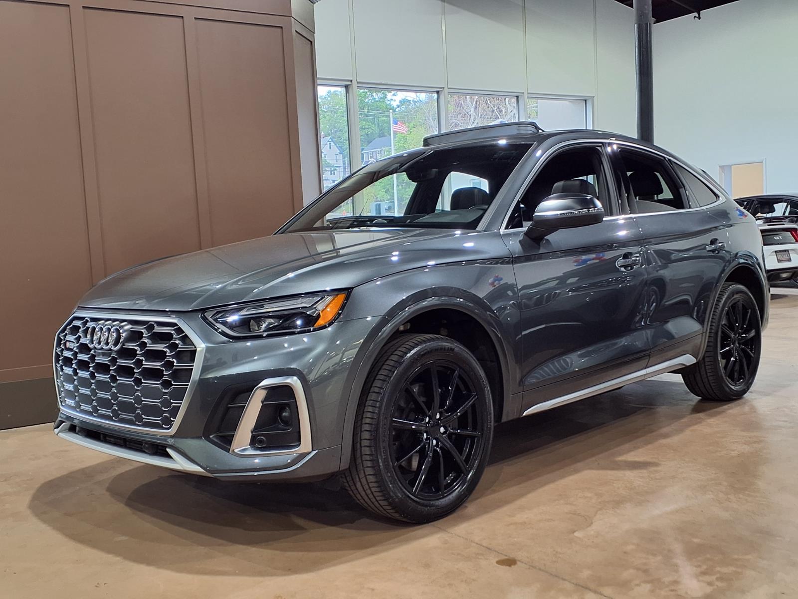 2024 Audi SQ5 Sportback Premium Plus - Photo 3