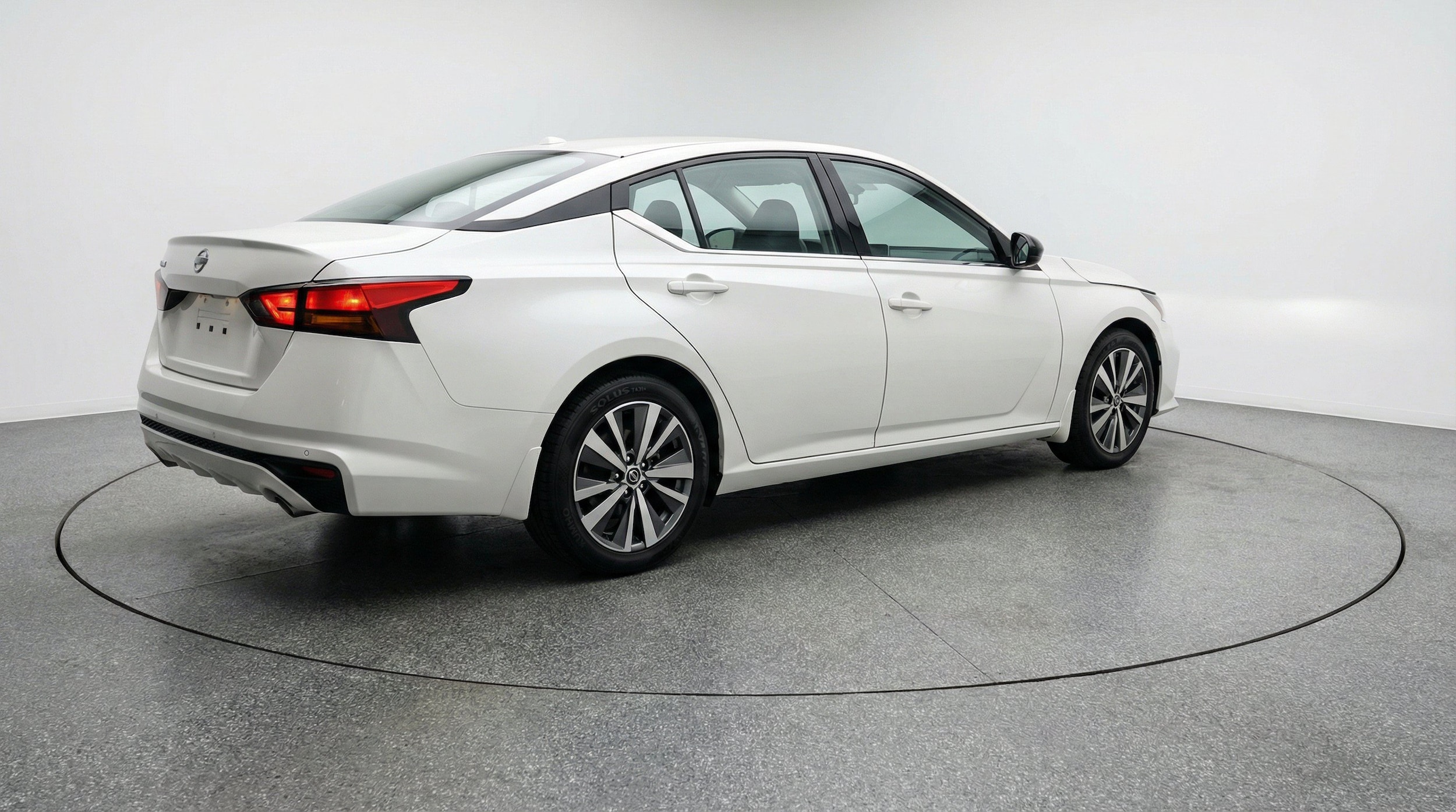 Thumbnail: 2025 Nissan Altima - 9