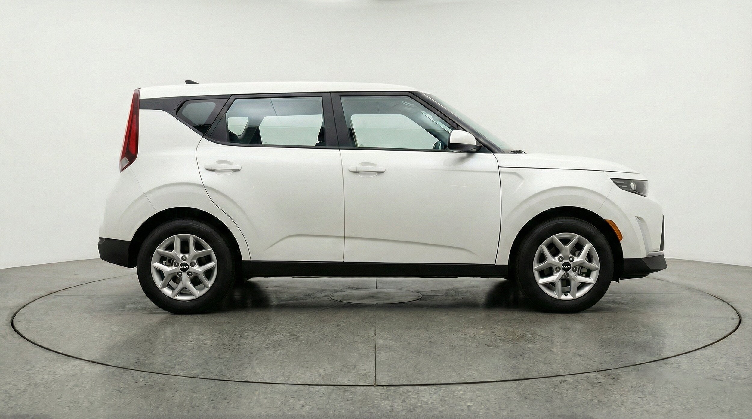 Thumbnail: 2025 Kia Soul - 10