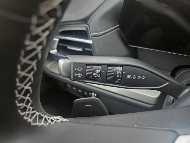 2027 Chevrolet Traverse LT - Photo 23