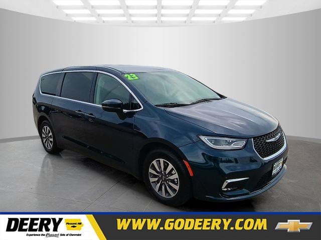 2023 Chrysler Pacifica Hybrid