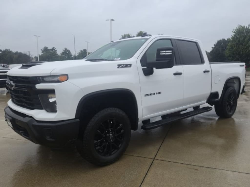 Used 2025 Chevrolet Silverado 2500 HD Custom Truck Crew Cab