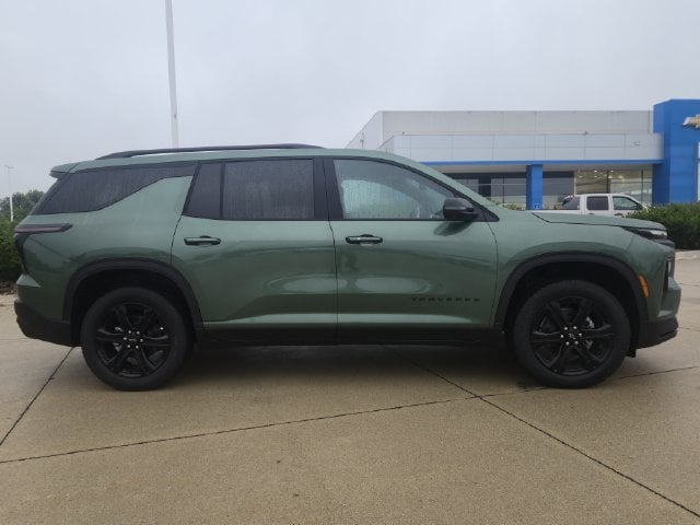 2027 Chevrolet Traverse LT - Photo 11