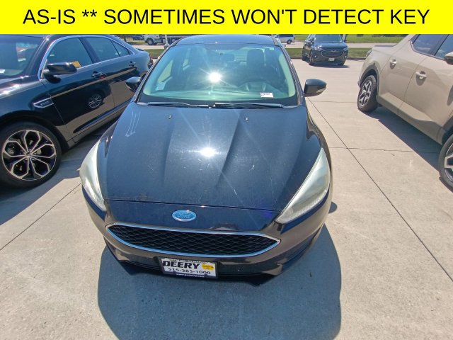 Used 2015 Ford Focus SE with VIN 1FADP3F26FL240884 for sale in Pleasant Hill, IA