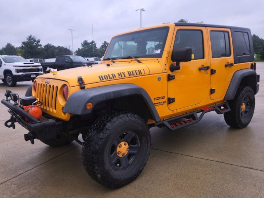 Used 2013 Jeep Wrangler Unlimited Sport SUV