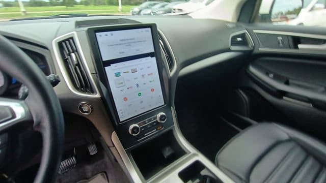 2024 Ford Edge SEL - Photo 35