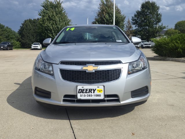 Used 2014 Chevrolet Cruze 1LT with VIN 1G1PC5SB0E7233014 for sale in Pleasant Hill, IA
