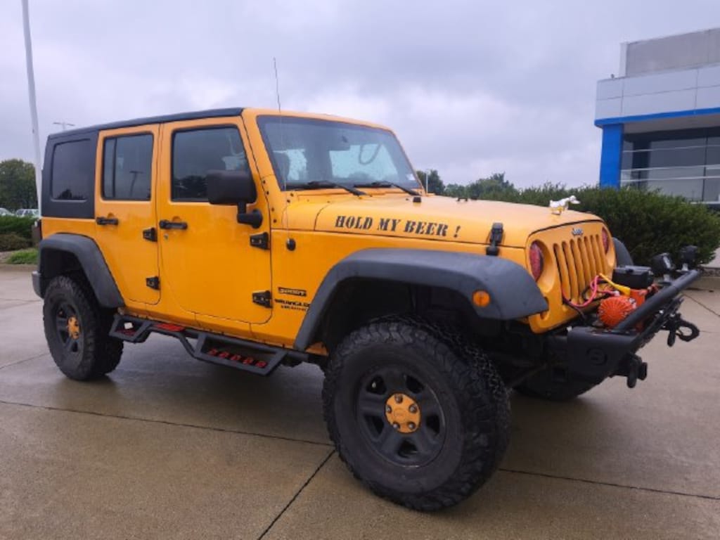 Used 2013 Jeep Wrangler Unlimited Sport SUV