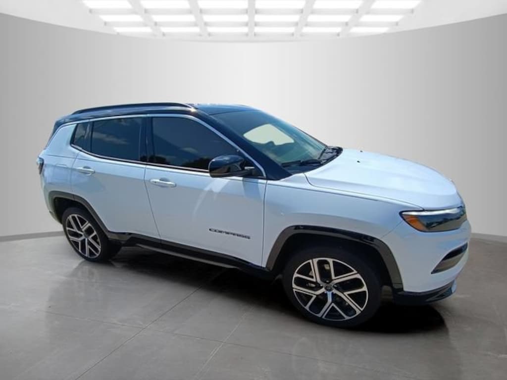 Used 2025 Jeep Compass Limited SUV