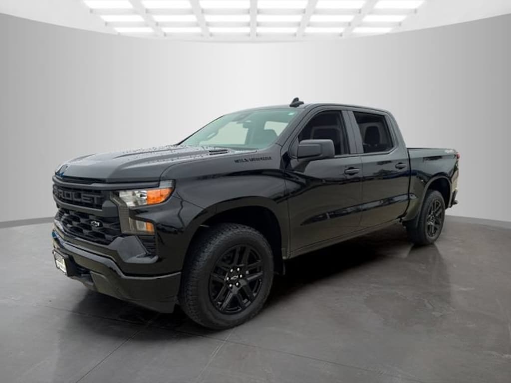 New 2026 Chevrolet Silverado 1500 Custom Truck