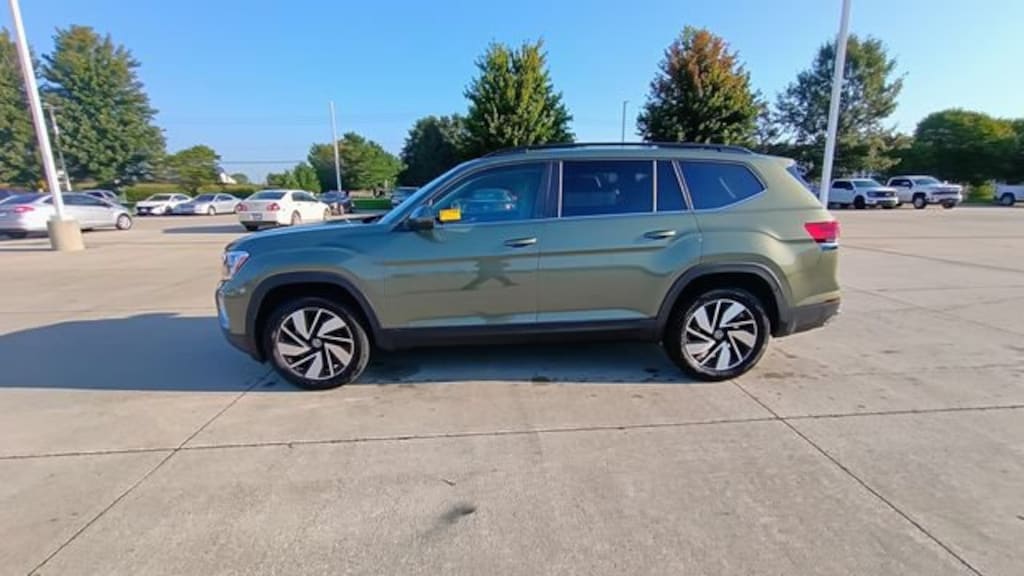 Used 2026 Volkswagen Atlas 2.0T SE w/Technology SUV