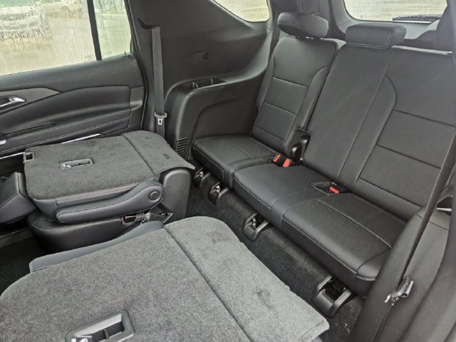 2027 Chevrolet Traverse LT - Photo 38