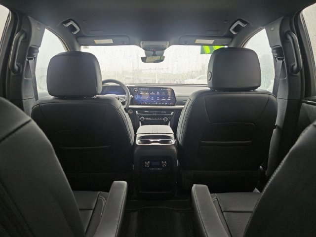 2027 Chevrolet Traverse LT - Photo 39