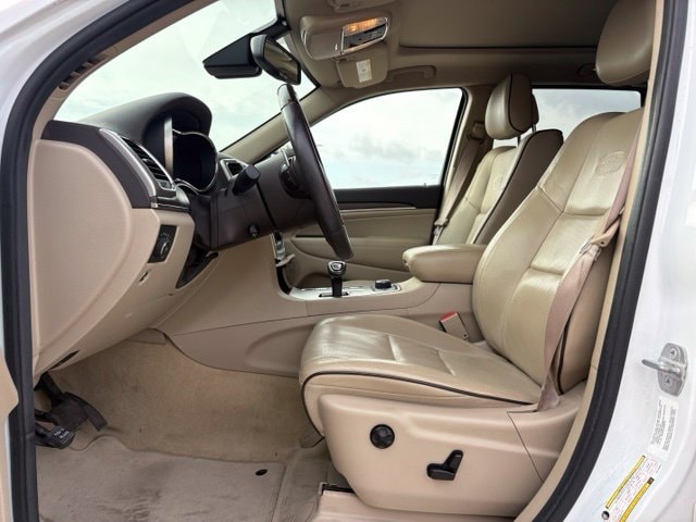 Used 2014 Jeep Grand Cherokee Overland with VIN 1C4RJFCM6EC315929 for sale in Iowa City, IA