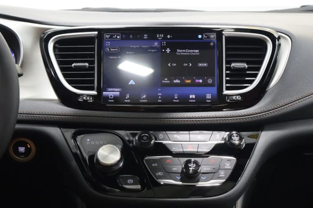 New 2026 Chrysler Pacifica Pinnacle Passenger Van