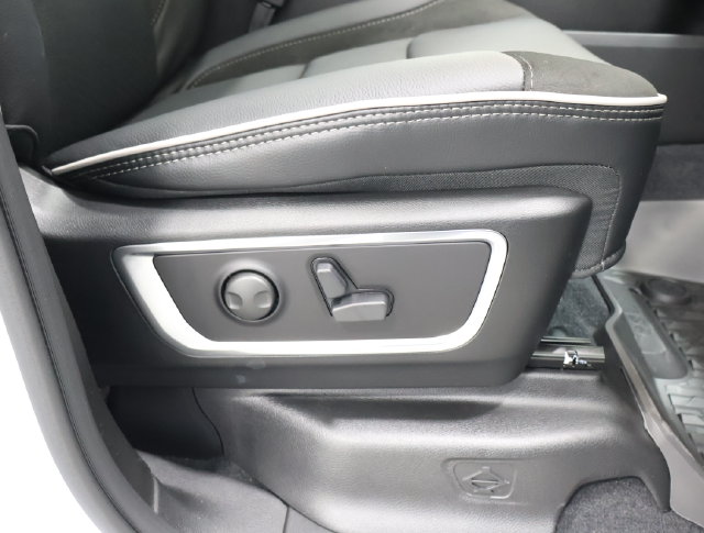 2026 RAM 1500 Laramie - Photo 22