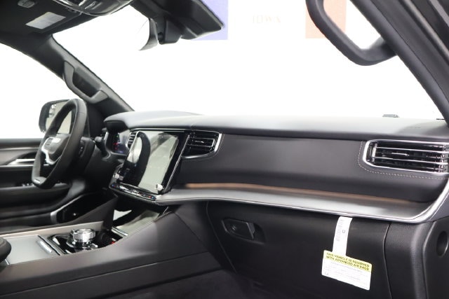2026 Jeep Grand Wagoneer Limited Reserve - Photo 15