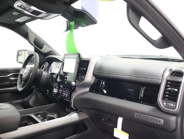 2026 RAM 1500 Laramie - Photo 23